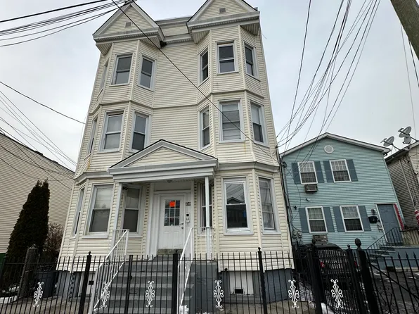 239 Halladay Street image 1 of 13