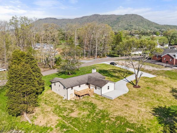 5911 Roberts Rd, Corryton, TN 37721