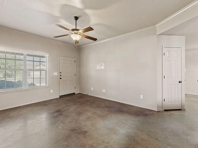Pm1-Temp609 W Karey Dr — Photo 5
