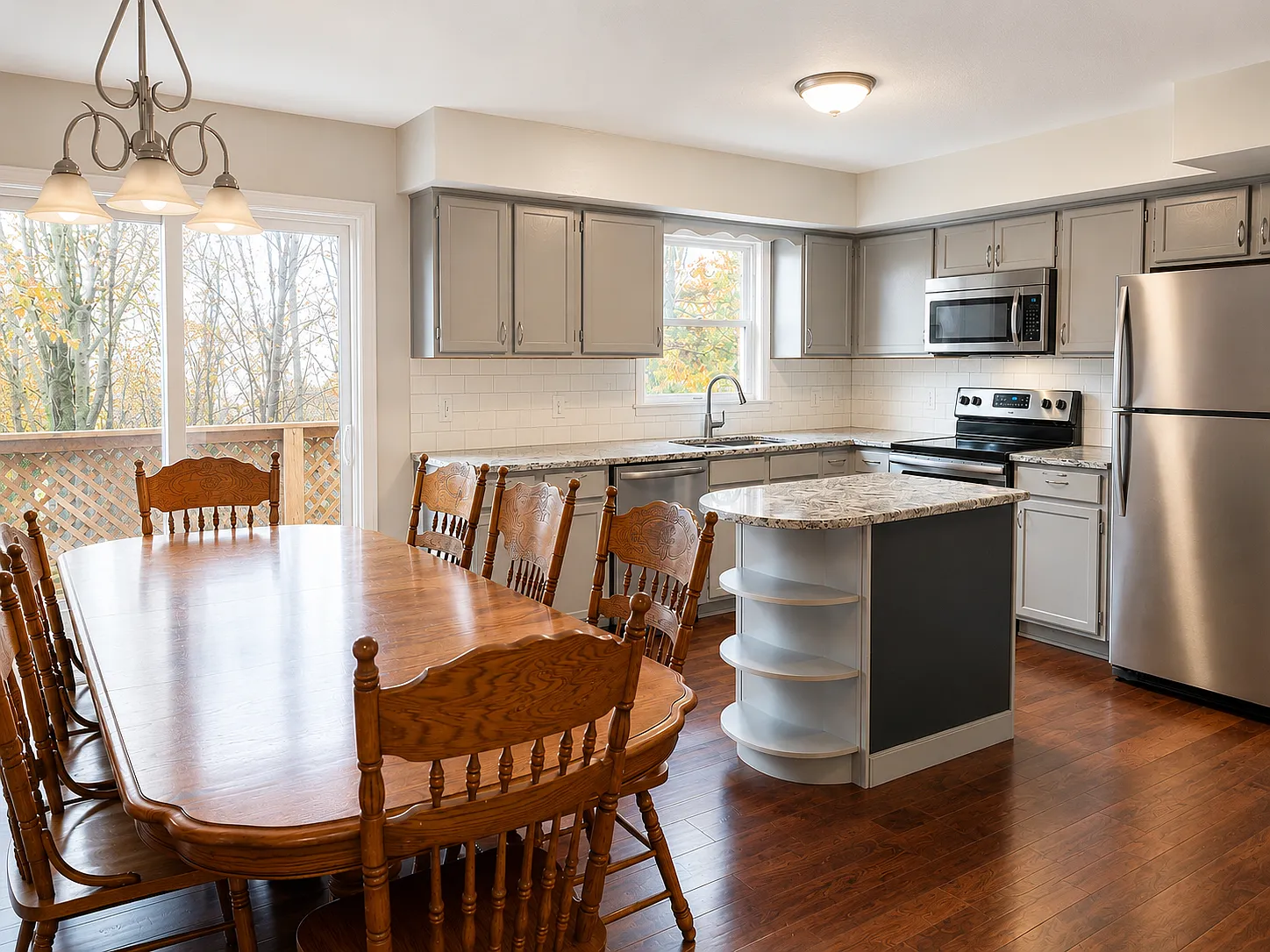 4 bed, 2.5 bath, 2304 sqft, $2,300 — Photo 1