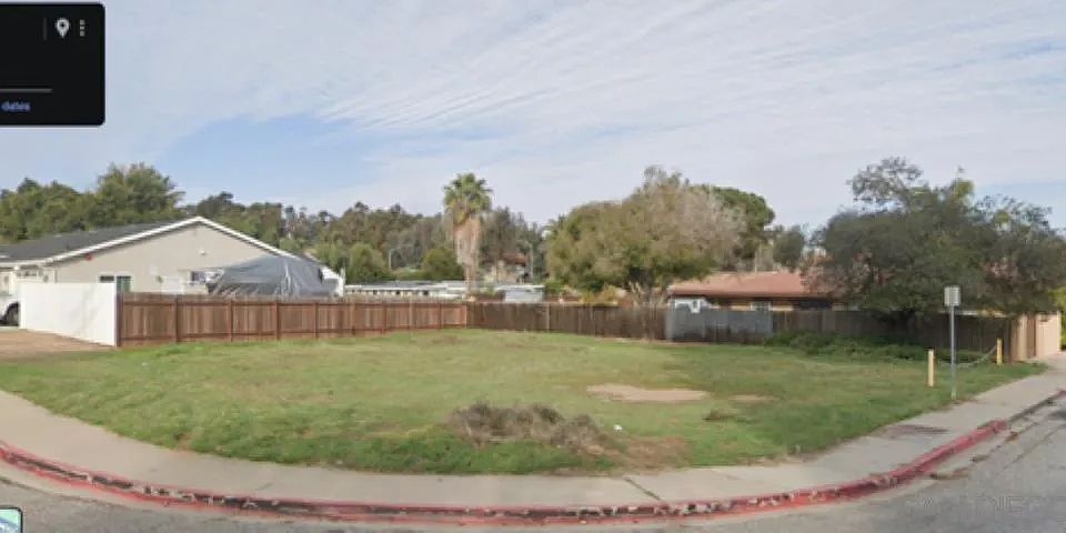 2nd image of Sandalwood Dr #1