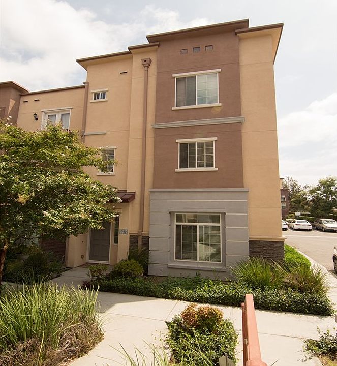 1st image of 13647 Foster Ave Unit 1