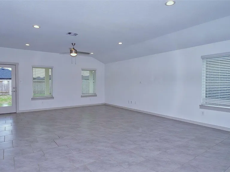 28915 Yachting Point Ln — Photo 7