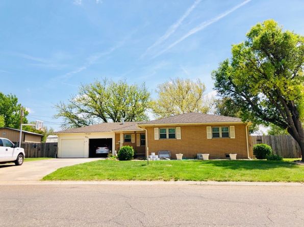 Finished Basement Liberal Real Estate 9 Homes For Sale Zillow