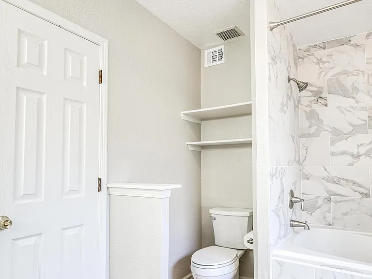 5672 Costa Blanca Pl — Photo 16