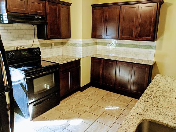 5th image of 4724 Avery St