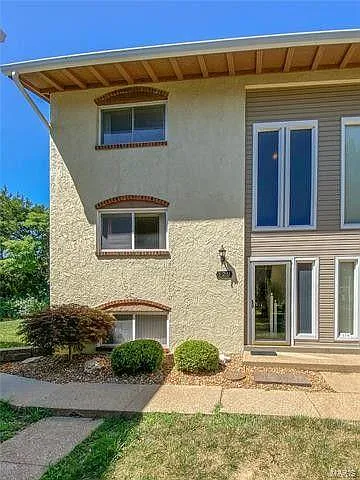 129 Carmel Woods Dr #129 — Photo 1