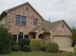 8901 Lake Country Ct, Fort Worth, TX 76179