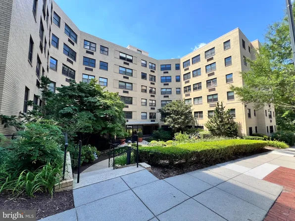 1801 Clydesdale Pl NW APT 321, Washington, DC 20009