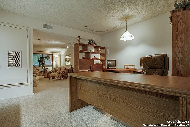 2nd image of 10851 Crown View Dr