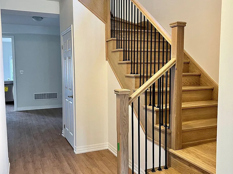 19 Connell Dr — Photo 2