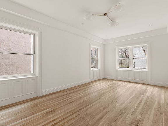 3rd image of 206 Lenox Ave #1