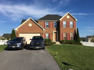 19330 Paradise Manor Dr, Hagerstown, MD 21742