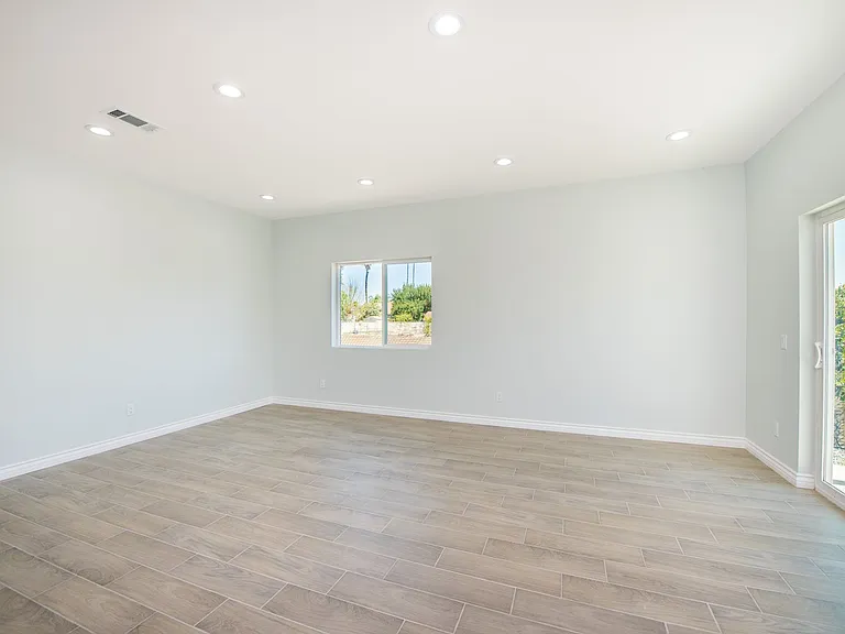 5409 Rose Ave — Photo 5