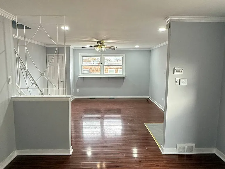 707 Gorman St — Photo 2