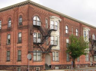 132 Franklin St APT 4, Rochester, NY 14604