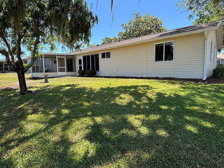 10923 SW 83rd Ct — Photo 3