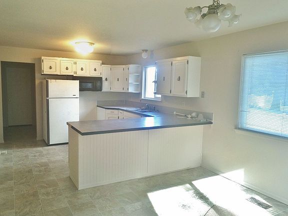 2nd image of 14326 106th Avenue Ct E
