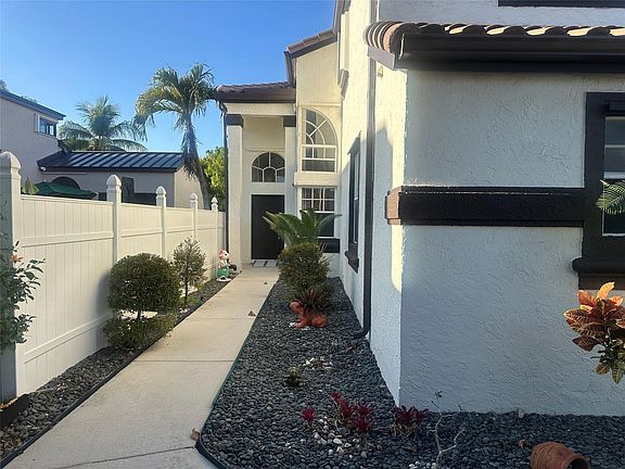 4th image of 15705 NW 10th Street