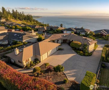 13705 68th Avenue W, Edmonds, WA, 98026
