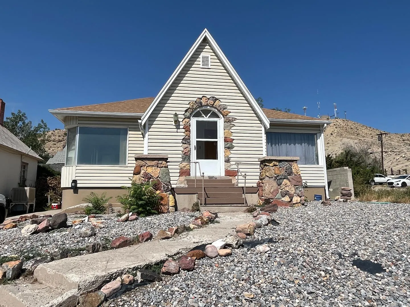 611 N 100 E - Unit A — Photo 1