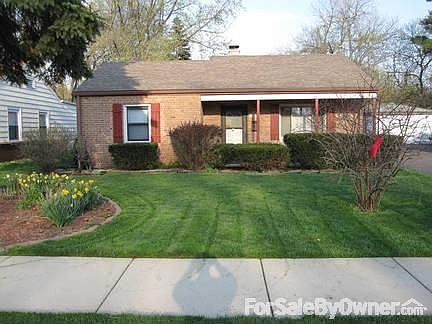 Beautiful Homewood Ranch : Near Metra