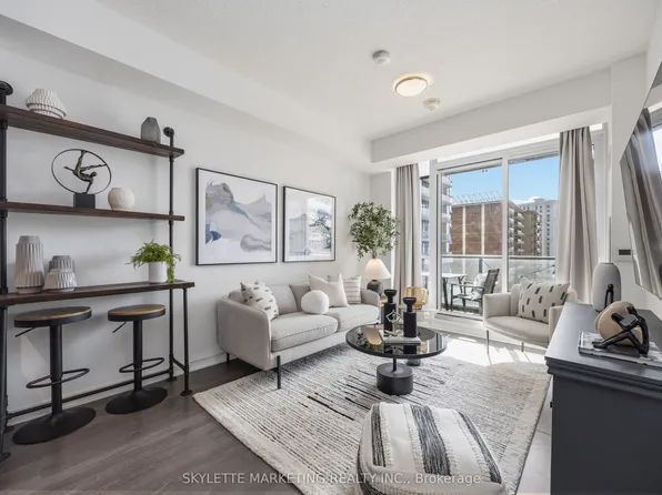 38 Forest Manor Rd #414, Toronto, ON M2J 0H4