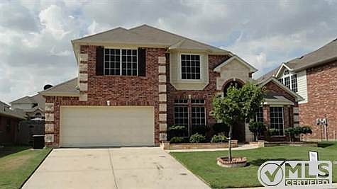 3rd image of 3027 Hideaway Dr