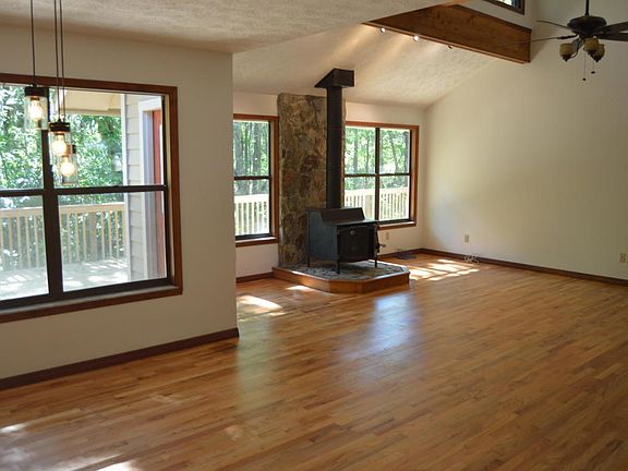5th image of 5243 River Park Villas Dr