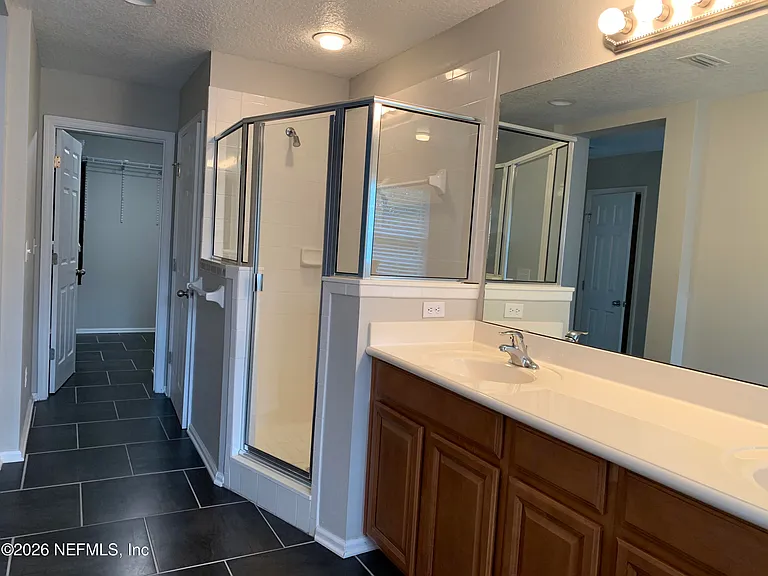 3740 Creswick Cir #8 — Photo 15