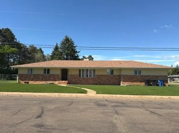 1210 Empire Rd, Dickinson, ND 58601