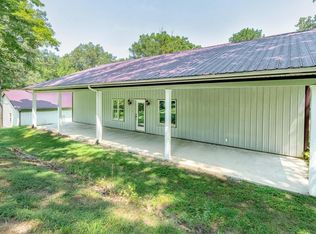 4571 McInturf Ln, Marion, IL 62959