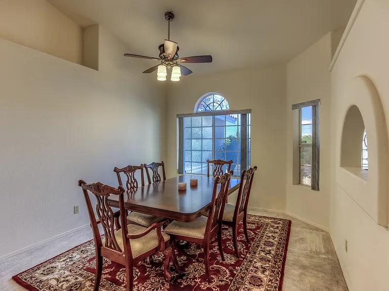 1510 W Dusk Glow Loop — Photo 3