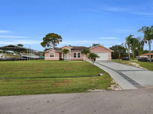 202 SE Grove Avenue, Port St Lucie, FL 34983