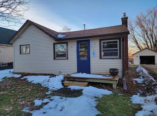 187 S Main St, Gays Mills, WI 54631