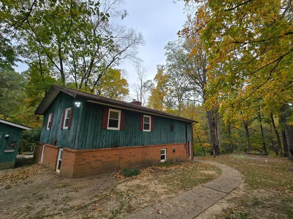 2920 Kissel Rd, Evansville, IN 47720