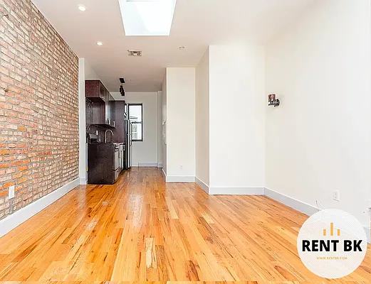 Rented by RENTBK LLC | media 6