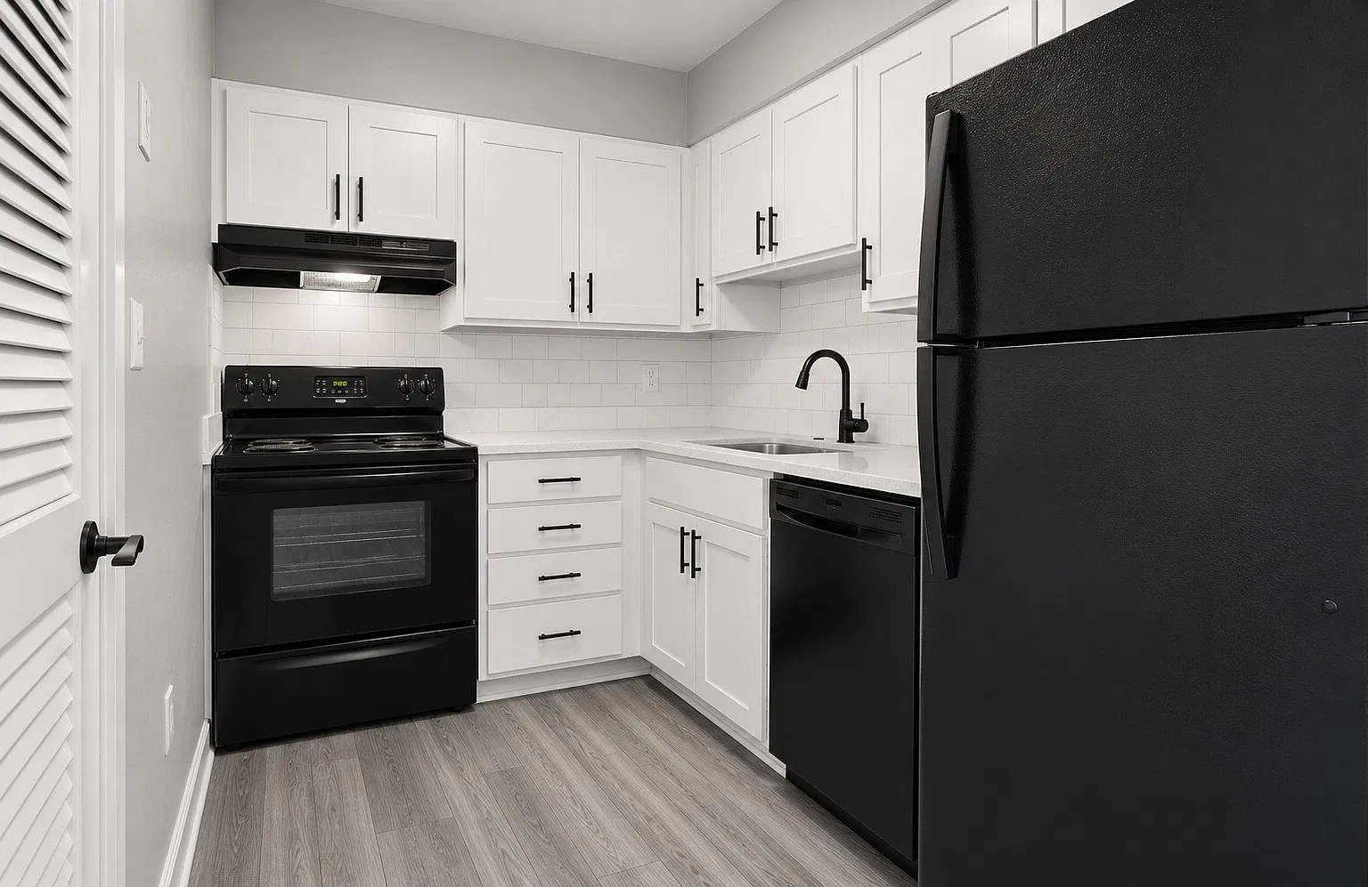 Cove Harbor Townhomes — Photo 3