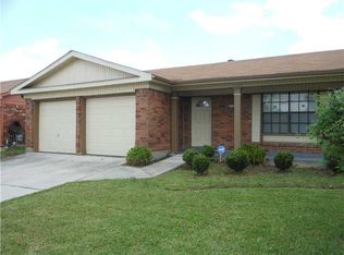 2636 Highland Dr W, Gretna, LA 70056