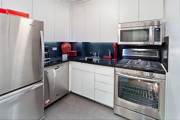 Sold by Corcoran | media 17
