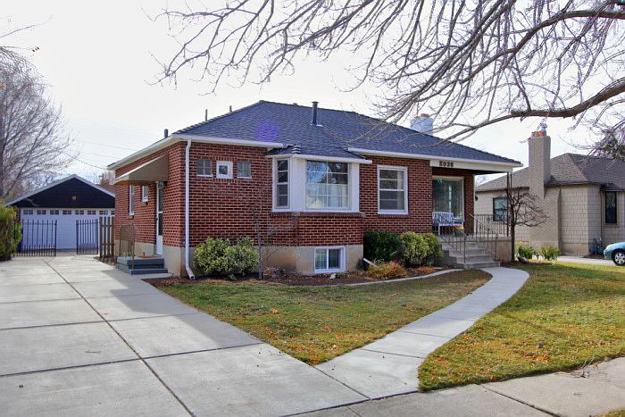 1st image of 2036 E White Cir