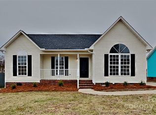 1160 Braxton Dr, Concord, NC 28025