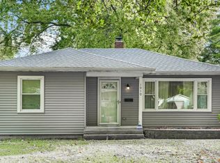 1010 N Busey Ave, Urbana, IL