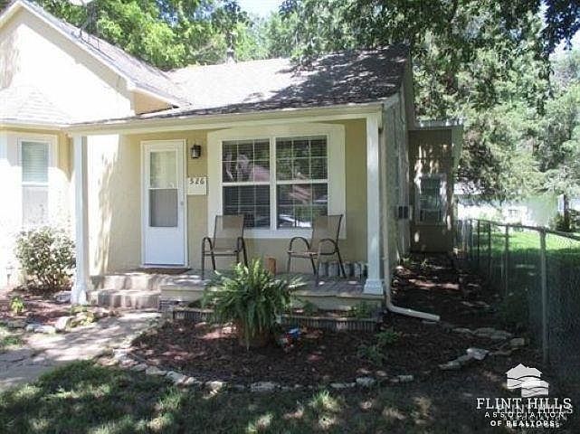 Listing photo 4