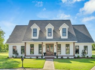 100 Catherine Ct, La Place, LA 70068
