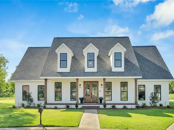 100 Catherine Ct, La Place, LA 70068