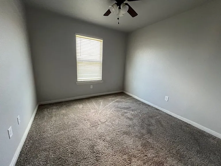 319 Foxtrot Ln — Photo 12