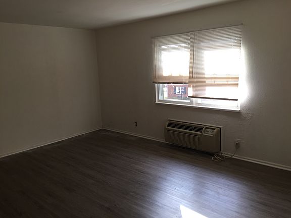 2nd image of 107 N Duke Dr