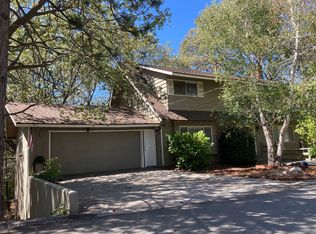 28097 Geneva Ln, Lake Arrowhead, CA 92352