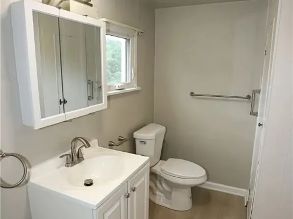 513 Bucktown Rd, Adamsburg, PA 15611